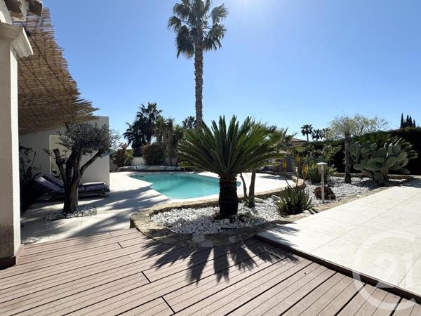 Maison à vendre  6 pièces - 181 m2 ST CYR SUR MER - 83