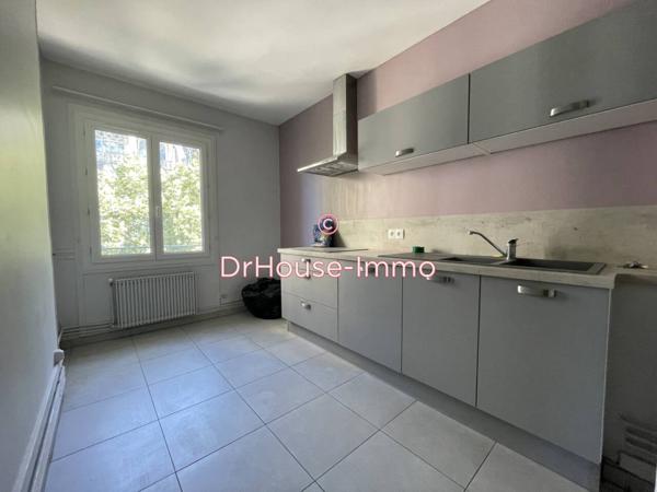 Appartement à louer 4 pièces de 73 m²
