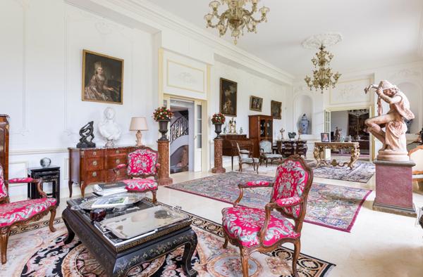 Toulouse (31000) PROPRIÉTÉ DE CARACTÈRE DU XIX SIÈCLE – TOULOUSAINE RÉNOVÉE, DÉPENDANCES ET PISCINE