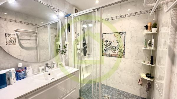 Appartement à LA SEYNE SUR MER (83500)