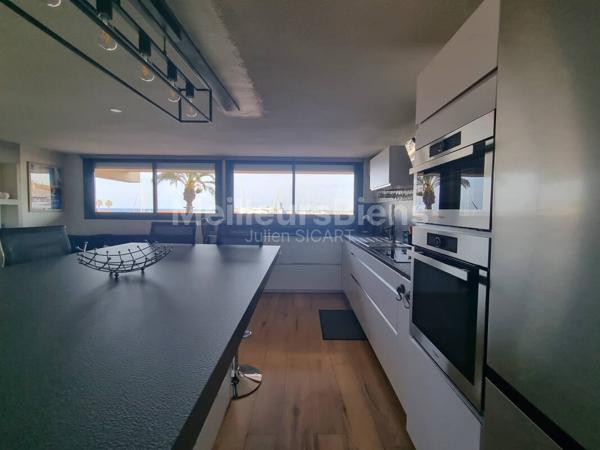 Appartement vue sur la mer et le port !