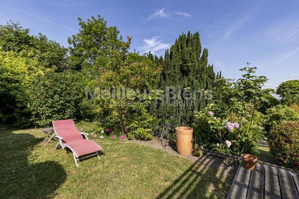 RUEIL-MALMAISON - LA JONCHERE - MAISONS 215 M²  (MAISON DE 175 + MAISON DE 40 M²) - TERRAIN 2600 M² - TERRASSES - PARKINGS