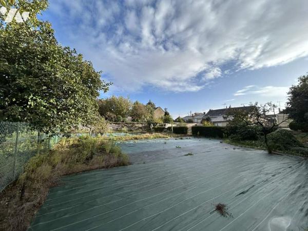 MAISON SUR GRAND TERRAIN DE 1582 m²