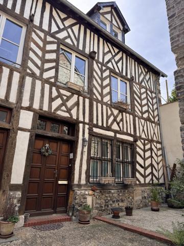 À vendre - Maison ancienne, 4 pièces située à Honfleur (14600)