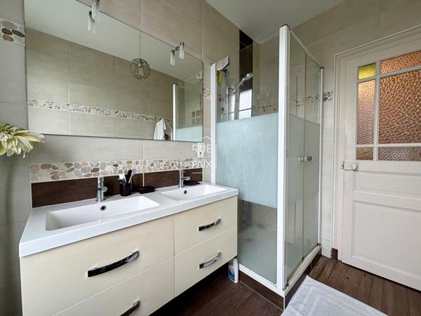 79260 LA CRECHE Maison La Creche 6 pièces 157 m2