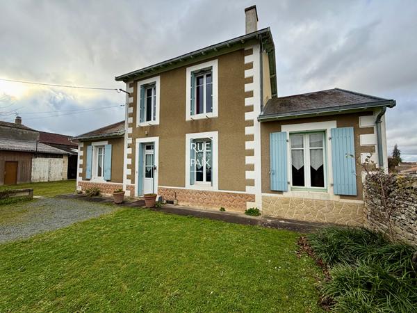 79260 LA CRECHE Maison La Creche 6 pièces 157 m2