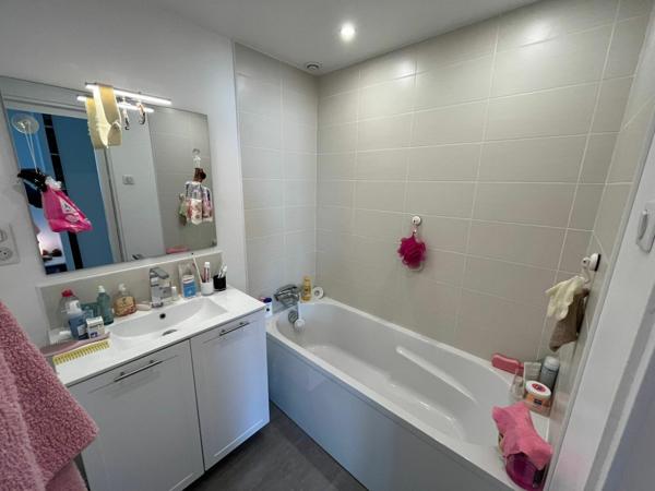 Appartement à vendre    3 pièces • 75 m2 Dax