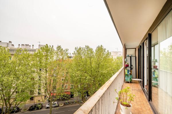 99m2 lumineux, traversant avec balcons, 3 chambres et un grand séjour!