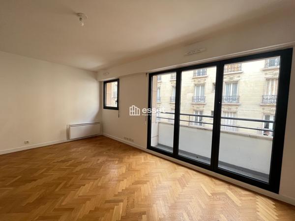 Location Studio 31.45 m² - Paris 75020