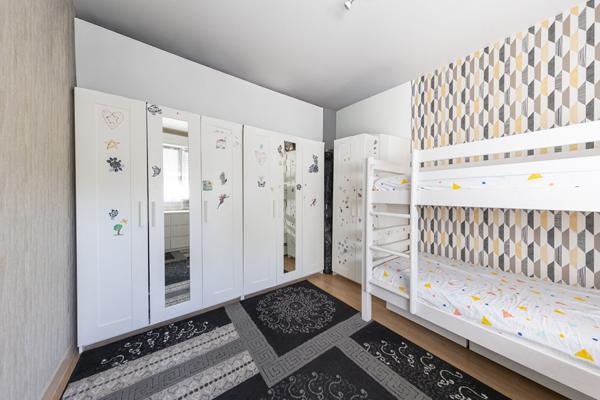 Appartement 4 pièces 82.8 m2