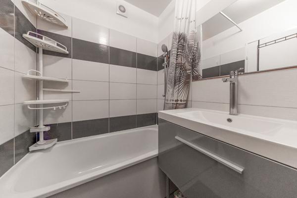 Appartement 4 pièces 82.8 m2