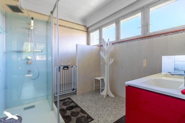 Maison à vendre |                                       Dax |                                        6 pièces  |  205 m²