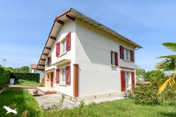 Maison à vendre |  Saint-Pierre-du-Mont |  6 pièces | 140 m²