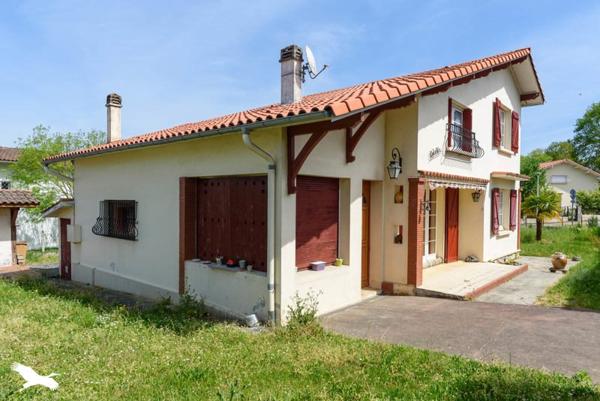Maison à vendre |  Saint-Pierre-du-Mont |  6 pièces | 140 m²