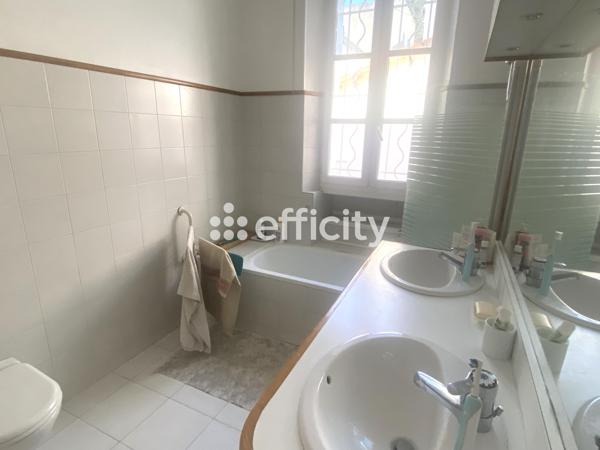 Maison 5 pièces - 140 m² Bien prestige