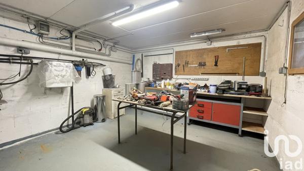 Maison à vendre 6 pièces 155 m² Cosnes-et-Romain