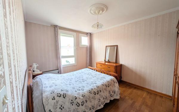 Maison à vendre    5 pièces • 119,36 m2 Gradignan