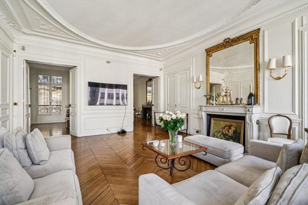 Vente Appartement de luxe Paris 8 5 Pièces 175 m²