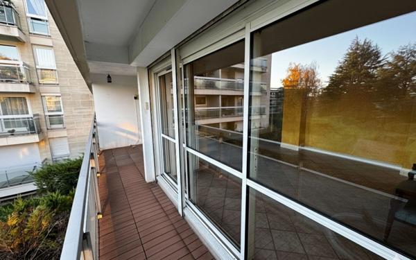 Appartement à vendre    4 pièces •  Bailly