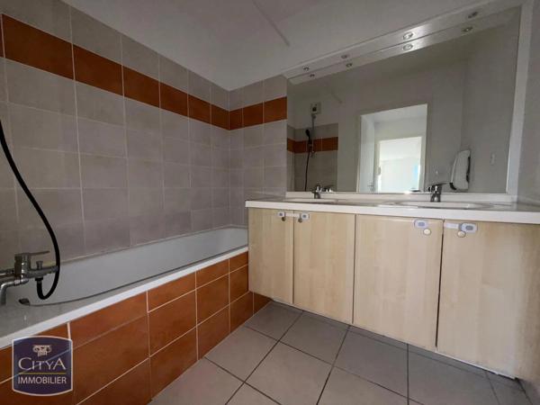 Appartement à louer 3 pièces 54.5m² Cusset (03300)