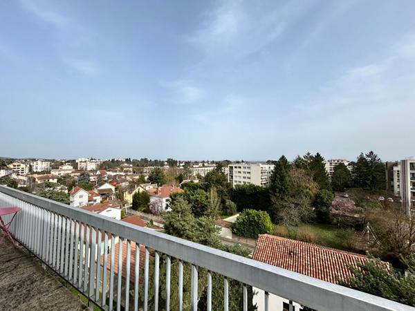 Appartement lumineux 125 m2 - 4 chambres - Mâcon