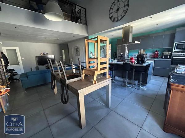Maison à louer 3 pièces 111.42m² Redessan (30129)