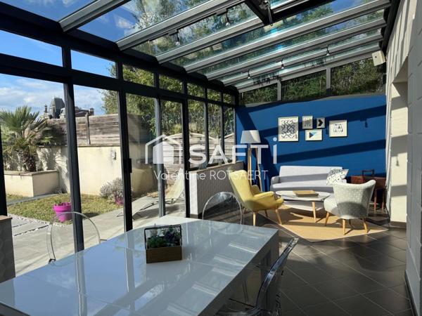 Triangle d'or : Maison avec jardin et garages