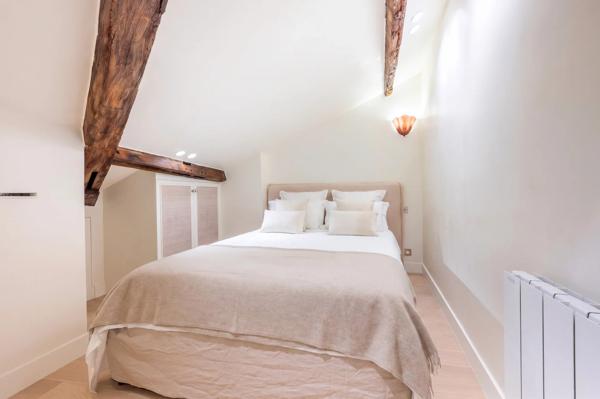 Appartement Paris 3 e - MARAIS / SAINTONGE