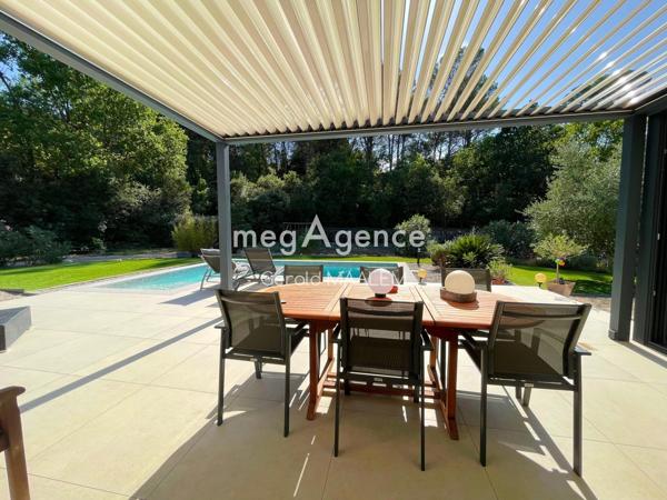 Maison à LORGUES, 83510 - 5 pièces 133m²