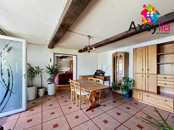 A VENDRE - MAISON PLAIN PIED AVEC COMBLES AMENAGÉES - SECTEUR MARCIGNY