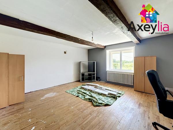 A VENDRE - MAISON PLAIN PIED AVEC COMBLES AMENAGÉES - SECTEUR MARCIGNY