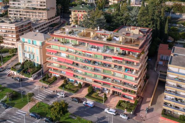 Vente Appartement de luxe Menton 3 Pièces 65 m²