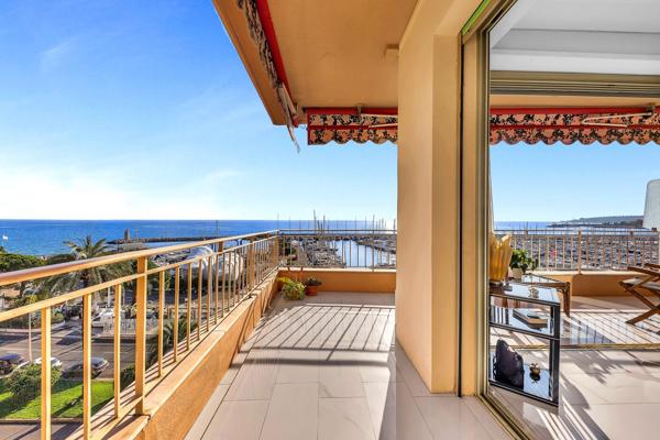 Vente Appartement de luxe Menton 3 Pièces 65 m²