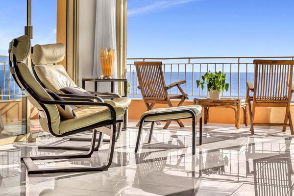 Vente Appartement de luxe Menton 3 Pièces 65 m²