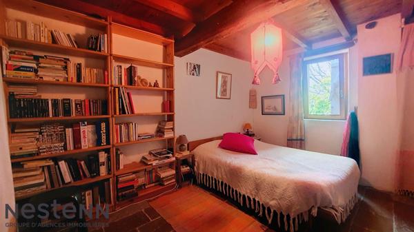 A vendre Ancien corps de ferme rénové composé de deux maisons T6 avec vue imprenable sur les Pyrénées secteur Carbonne !