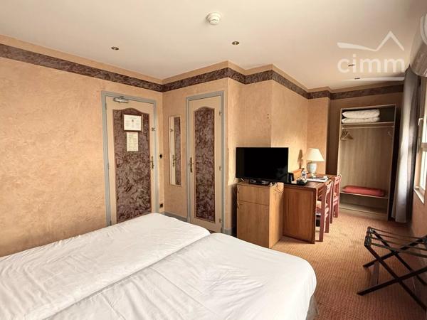 📍 Secteur Gare- Surface exploitable : ~620 m² | Loyer mensuel : 1 430 € HT HC
