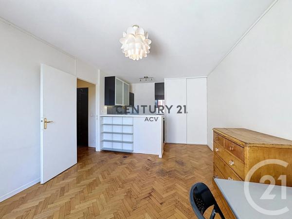 Appartement Studio à vendre  1 pièce - 25,33 m 2   ST MAURICE  - 94
