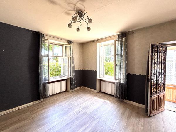 Maison 10 pièce(s) 4 chambre(s) 200 m²