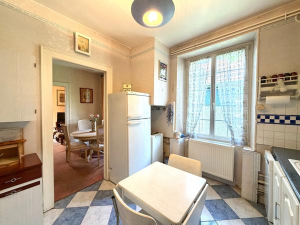 Maison 10 pièce(s) 4 chambre(s) 200 m²