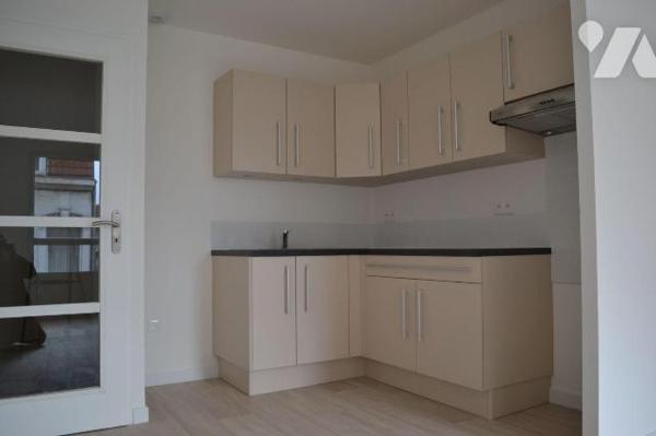 A VENDRE  immeuble de rapport 59240 Dunkerque
Investissement locatif Clé en main 
En Exclusiv...