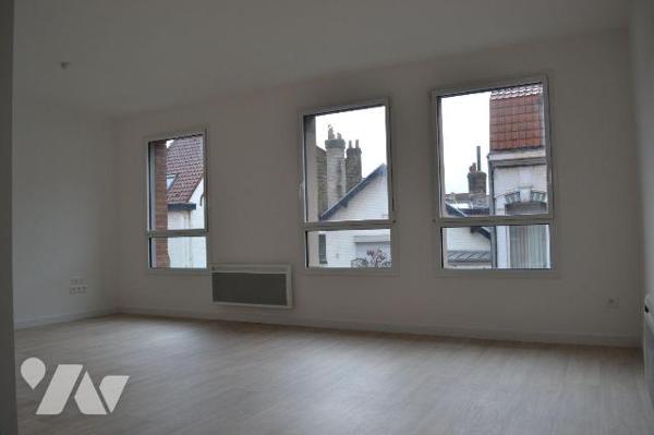 A VENDRE  immeuble de rapport 59240 Dunkerque
Investissement locatif Clé en main 
En Exclusiv...