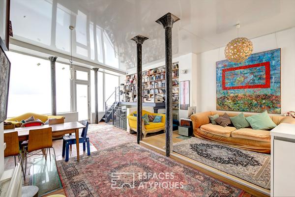 Ancienne boutique transformée en loft familial sur cour privative aux Abbesses