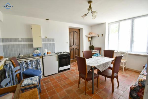 Maison à vendre 8 pièces LYE (36)