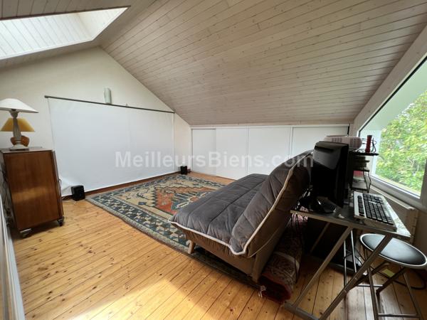 MAISON VILLA - 7 PIECES 4 CHAMBRES -     PISCINE  +  LOCAL COMMERCIAL- PLAIN PIED