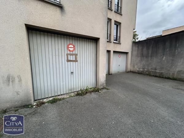 Parking à vendre 24.68m² Corbeil-Essonnes (91100)