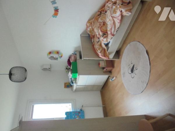 Pavillon très bien situé proche lycée et commerces au calme