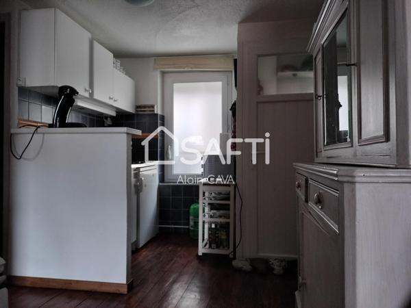 Appartement de type 3 situé au centre du village de SEYNE