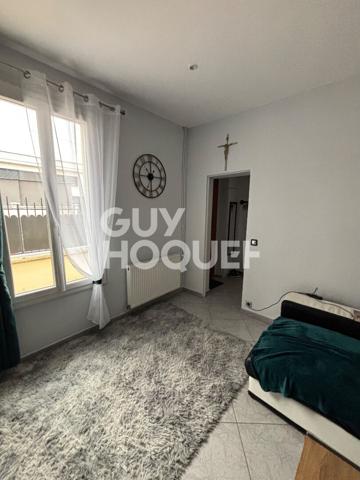 Maison à vendre à Livry-Gargan - 5 pièces, 3 chambres, bon état