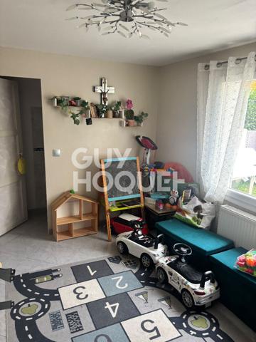 Maison à vendre à Livry-Gargan - 5 pièces, 3 chambres, bon état