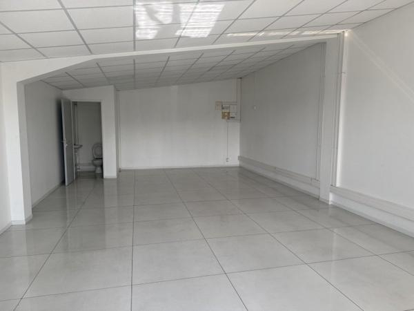 Location / Bureaux à Baie Mahault (97122)